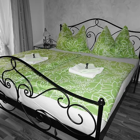 Mini-hôtel Zum Fuchs - Familie Andrae 3*