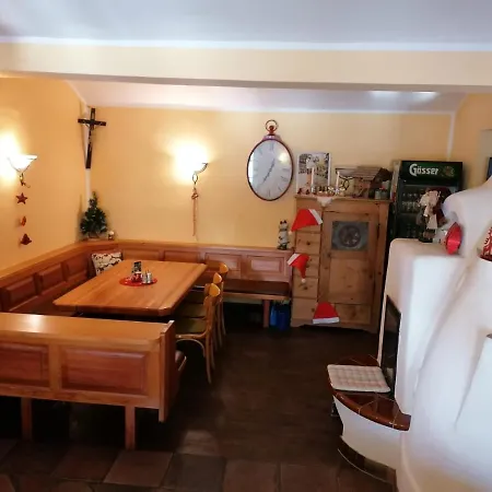 Zum Fuchs - Familie Andrae Mini-hôtel Hermagor-Pressegger See